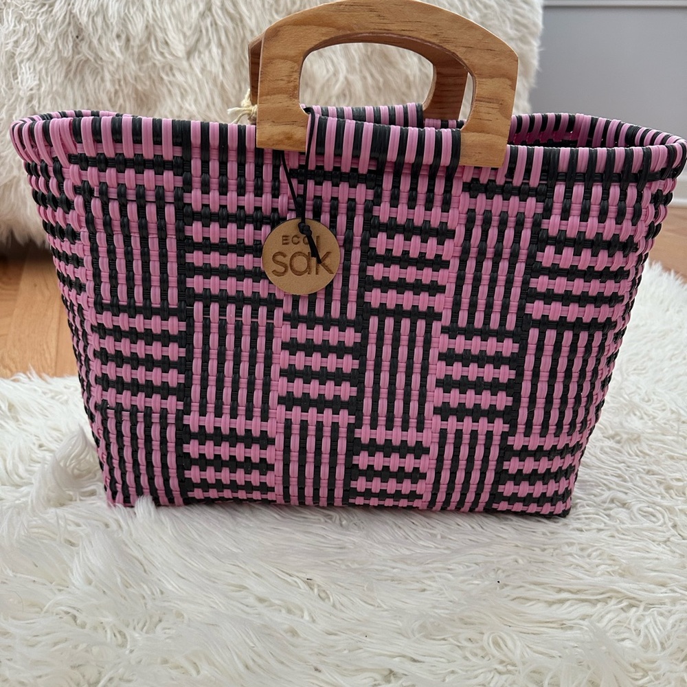 Woven beach Tote